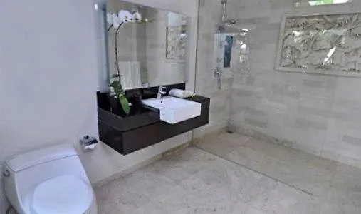 Villa Kejora 10 *